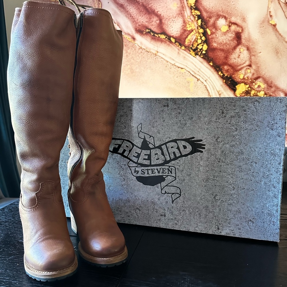 Freebird ICELAND Woman’s Boot in Cognac - Picture 3 of 14